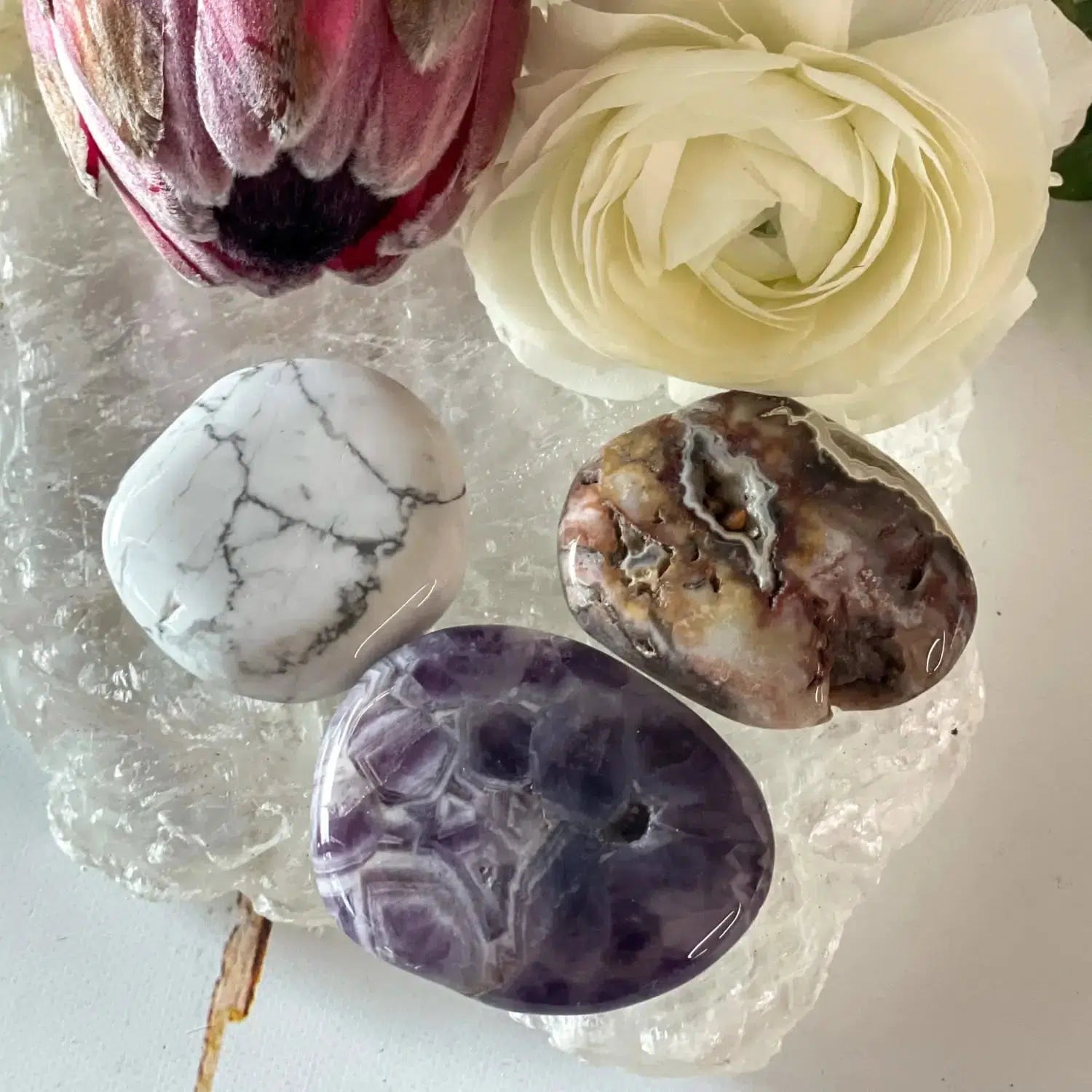 Crystal Palm Stone - Lucky Dip main image 0