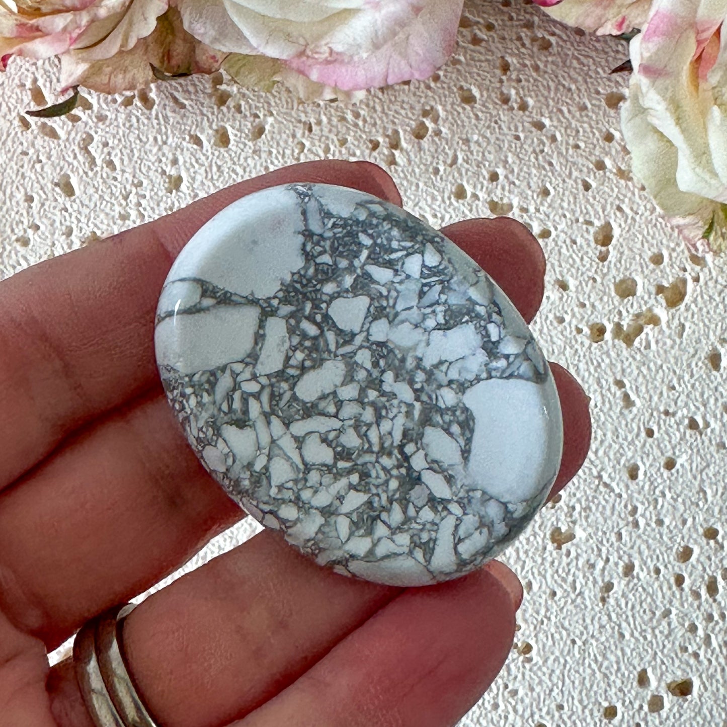 Howlite Worry Stone #960-Happily Zen