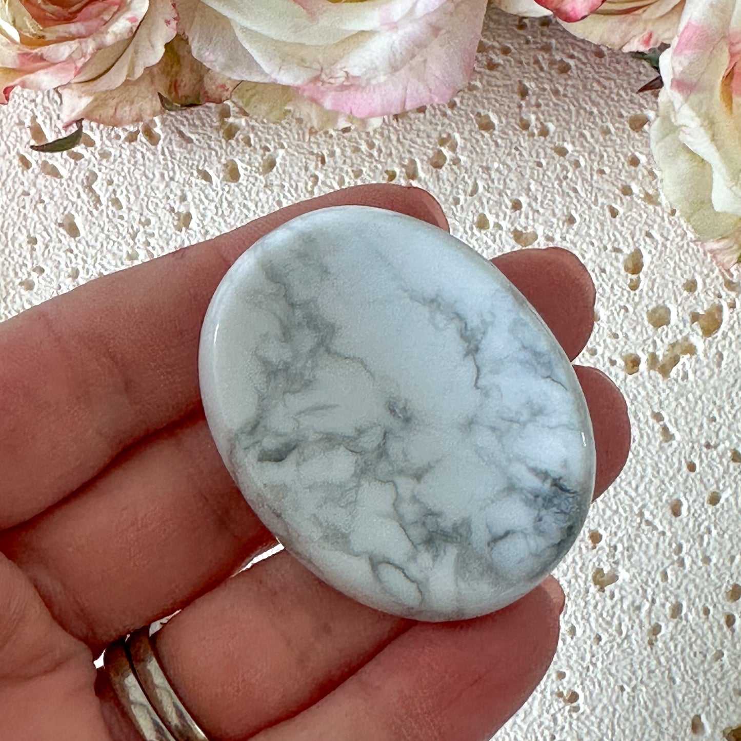 Howlite Worry Stone #961-Happily Zen