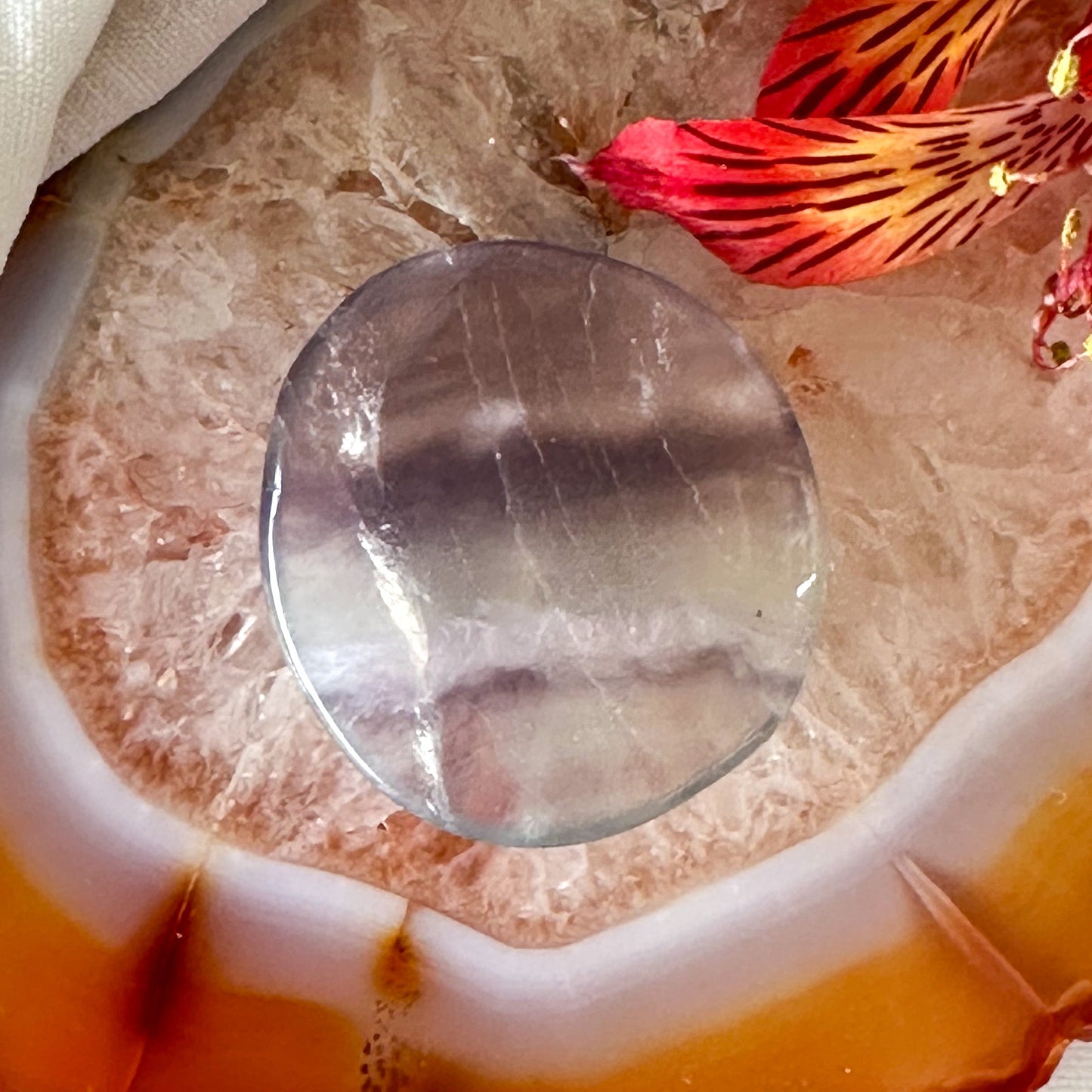 Fluorite Palm Stone #927-Happily Zen