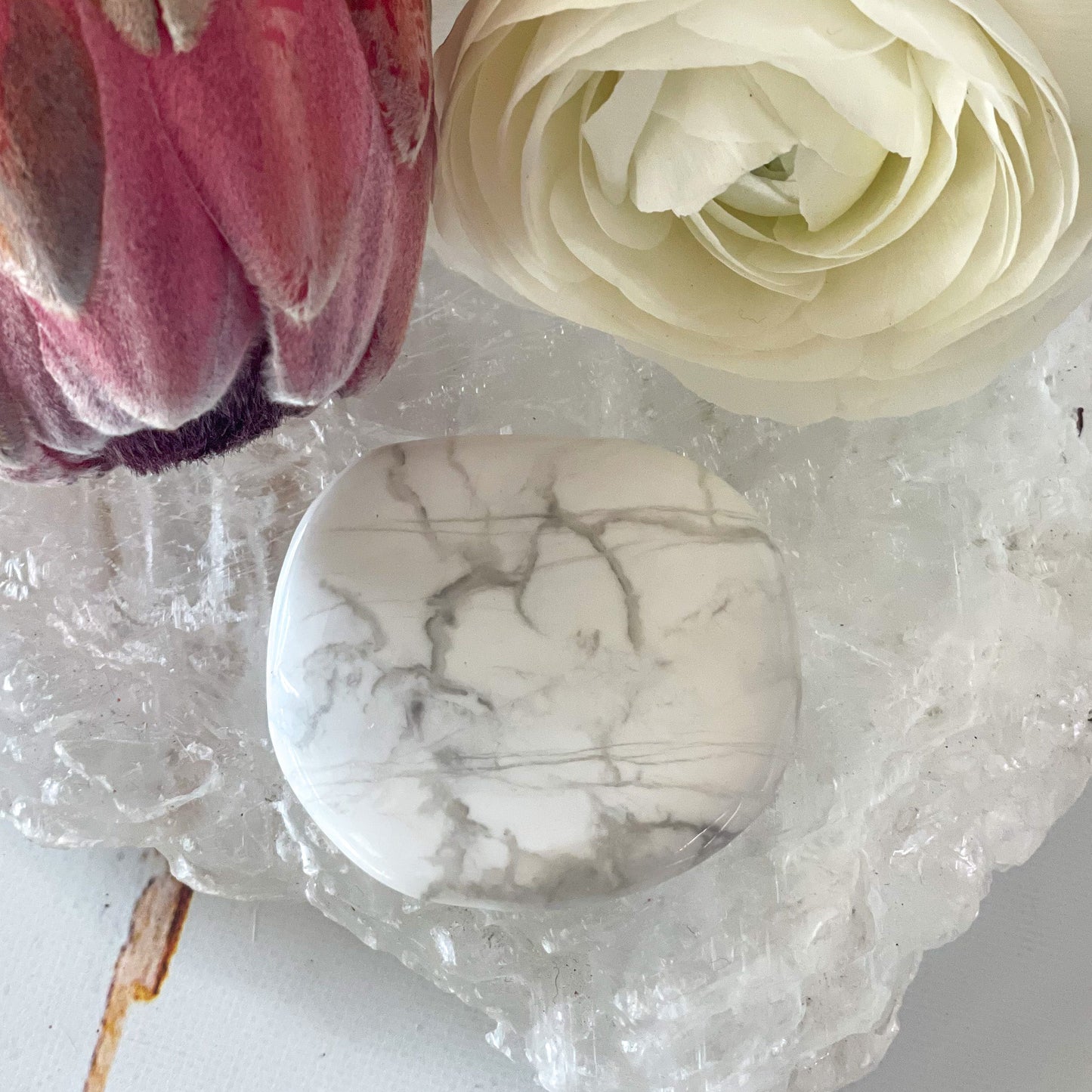 Howlite Palm Stone #144-Happily Zen