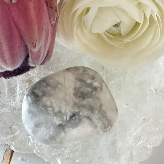 Howlite Palm Stone #142-Happily Zen