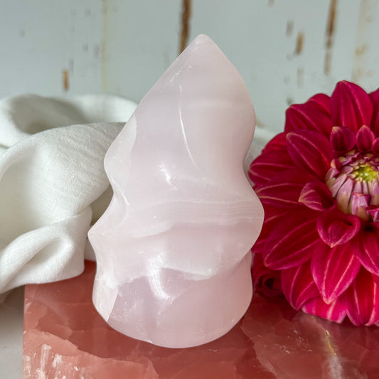 Mangano Calcite Flame #1143-Happily Zen