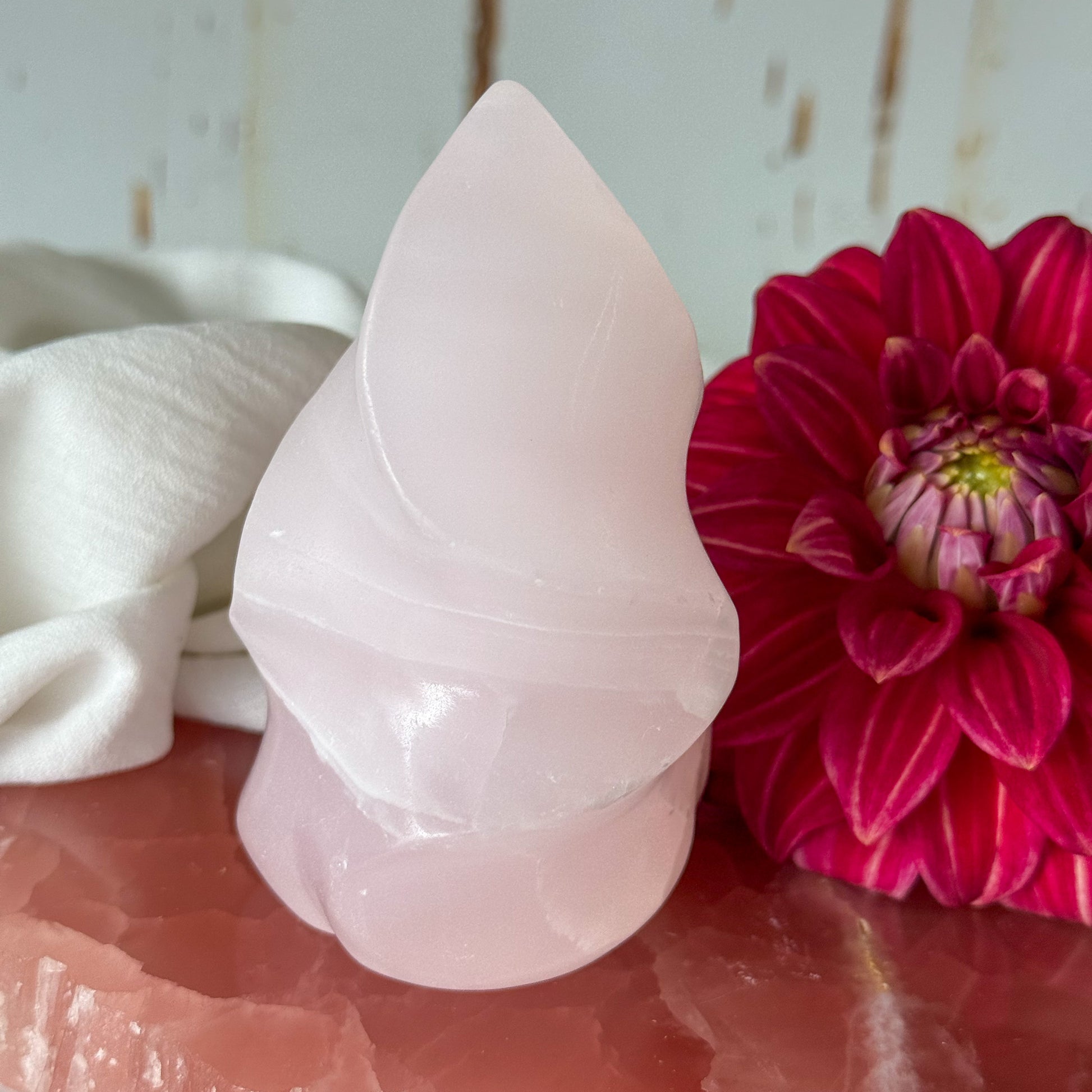 Mangano Calcite Flame #1143-Happily Zen