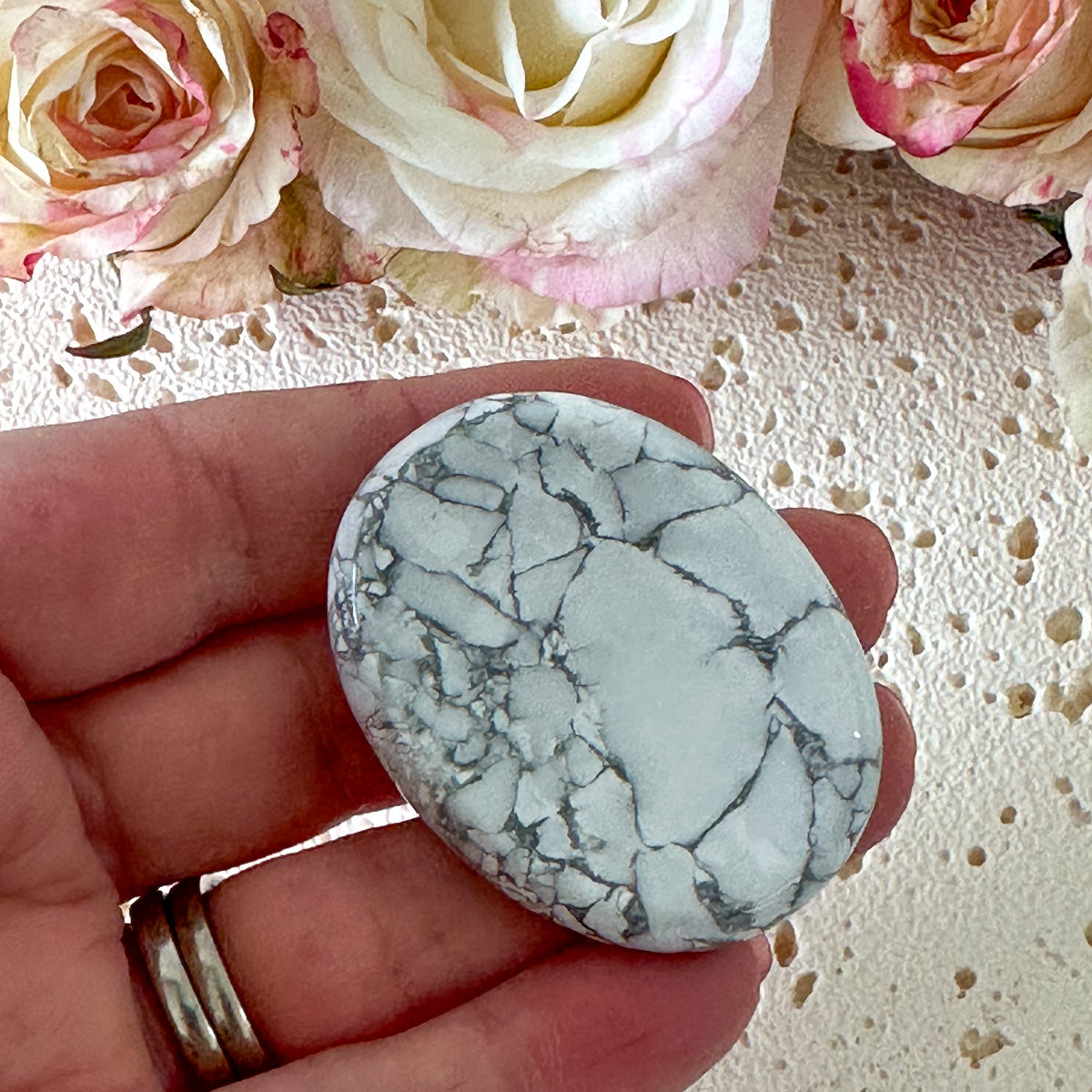 Howlite Worry Stone #962-Happily Zen